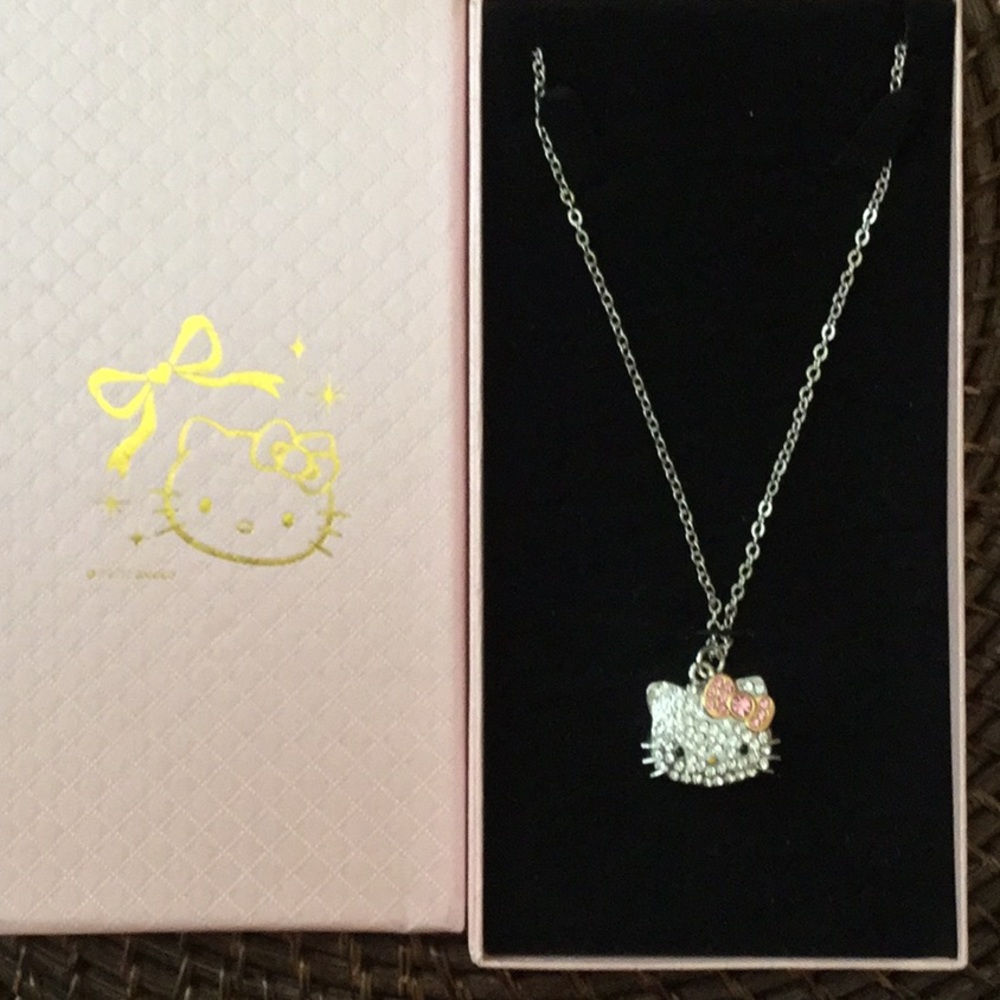 Hello Kitty necklace - Picture 3 of 3